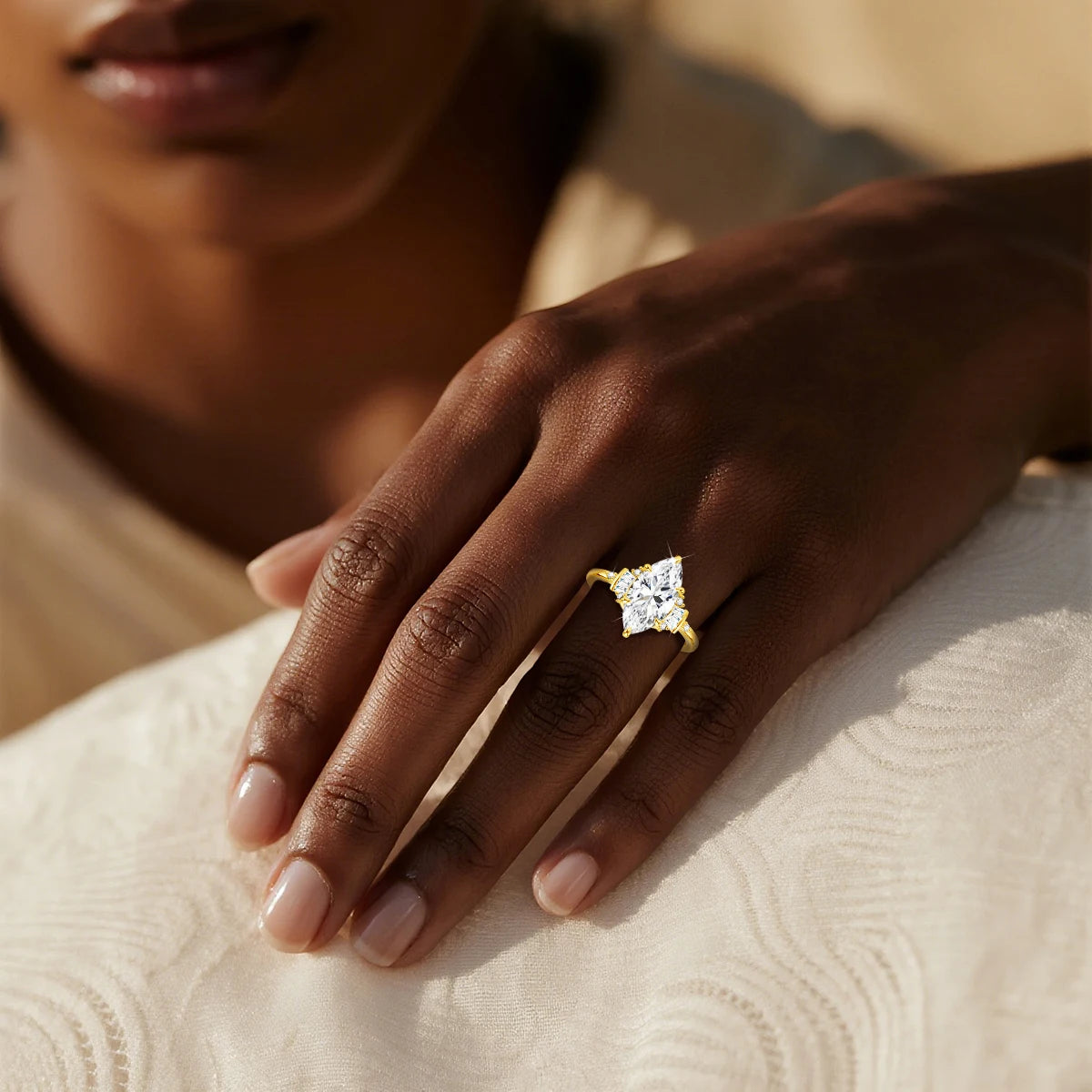 Alma Marquise Solitaire