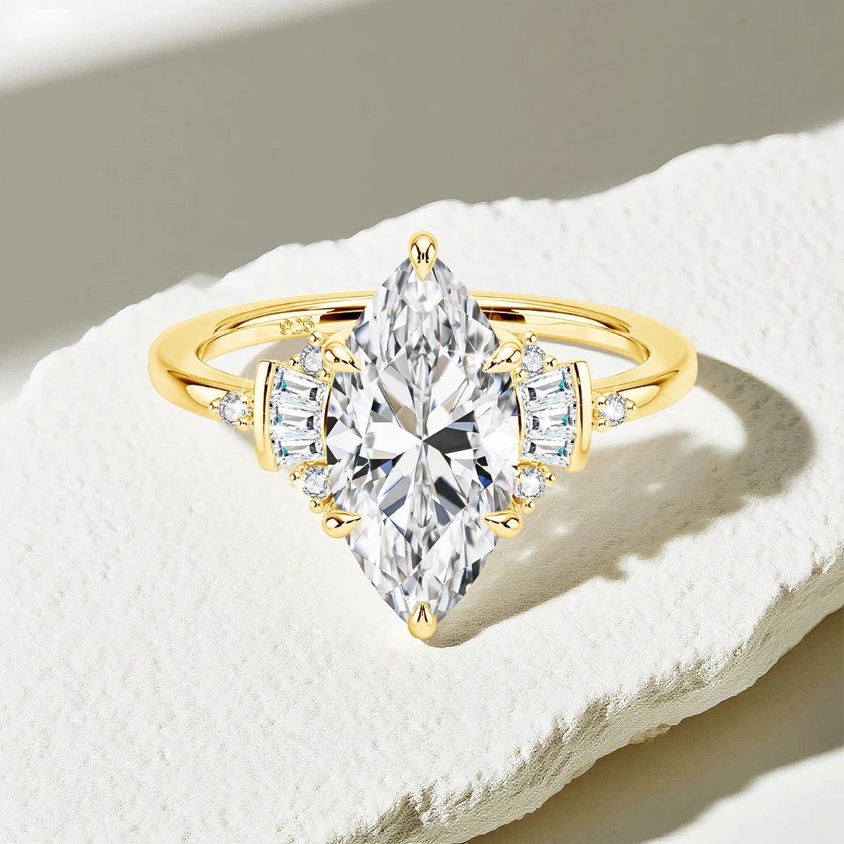 Alma Marquise Solitaire
